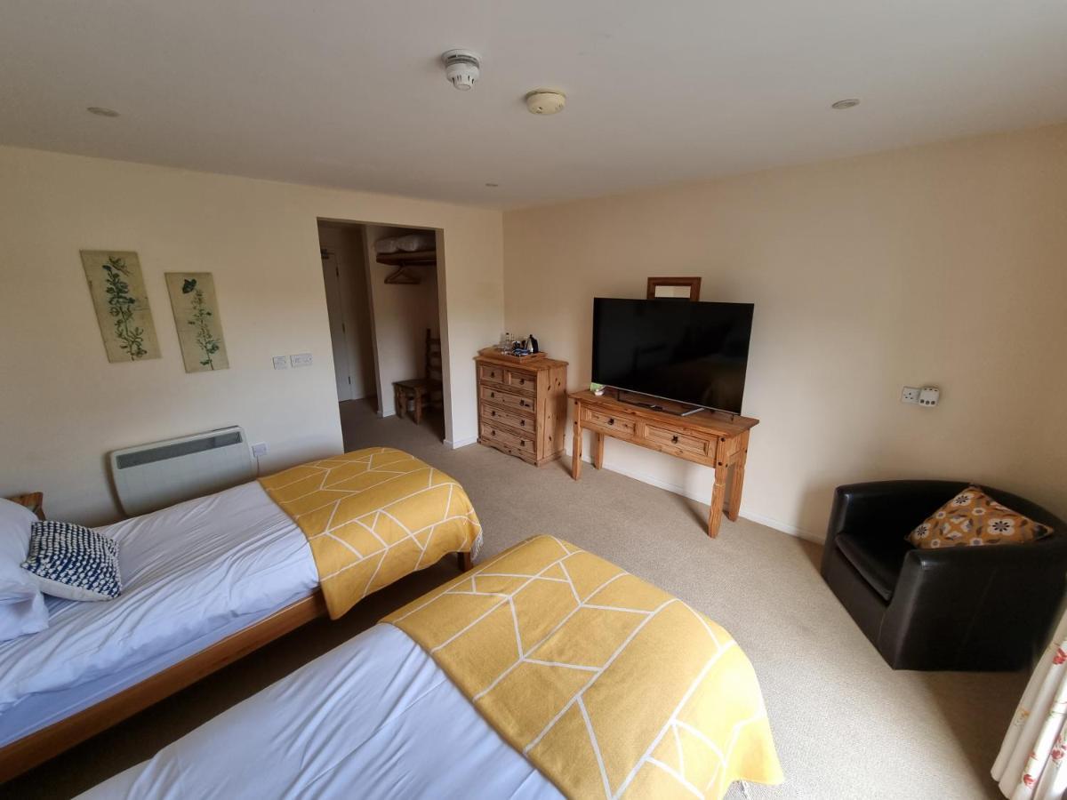 Zucchini Hotel Truro Zewnętrze zdjęcie