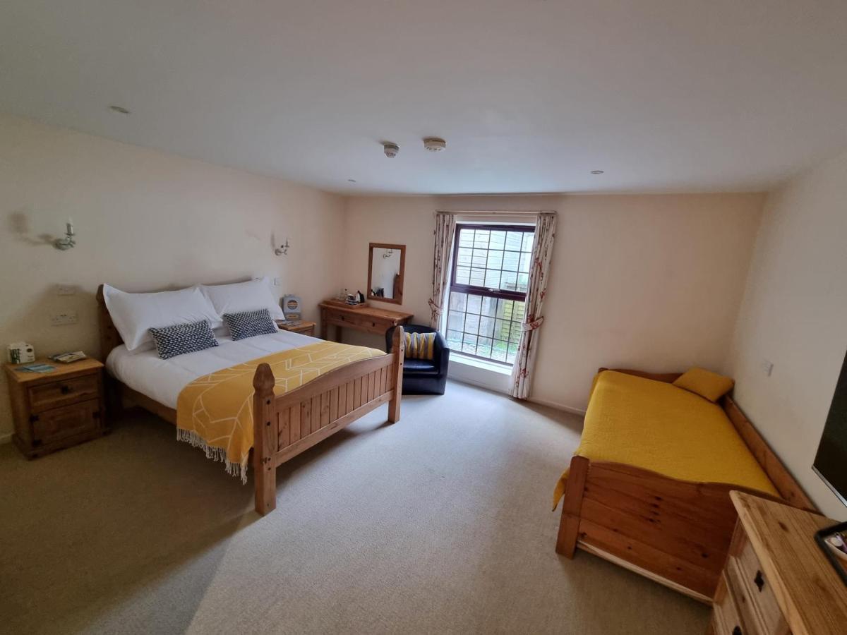 Zucchini Hotel Truro Zewnętrze zdjęcie
